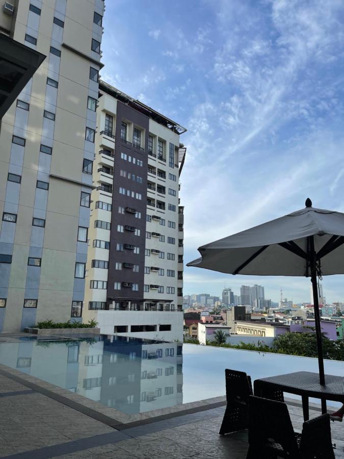 The Persimmon Studios Near Ayala And Sm City Cebu Εξωτερικό φωτογραφία