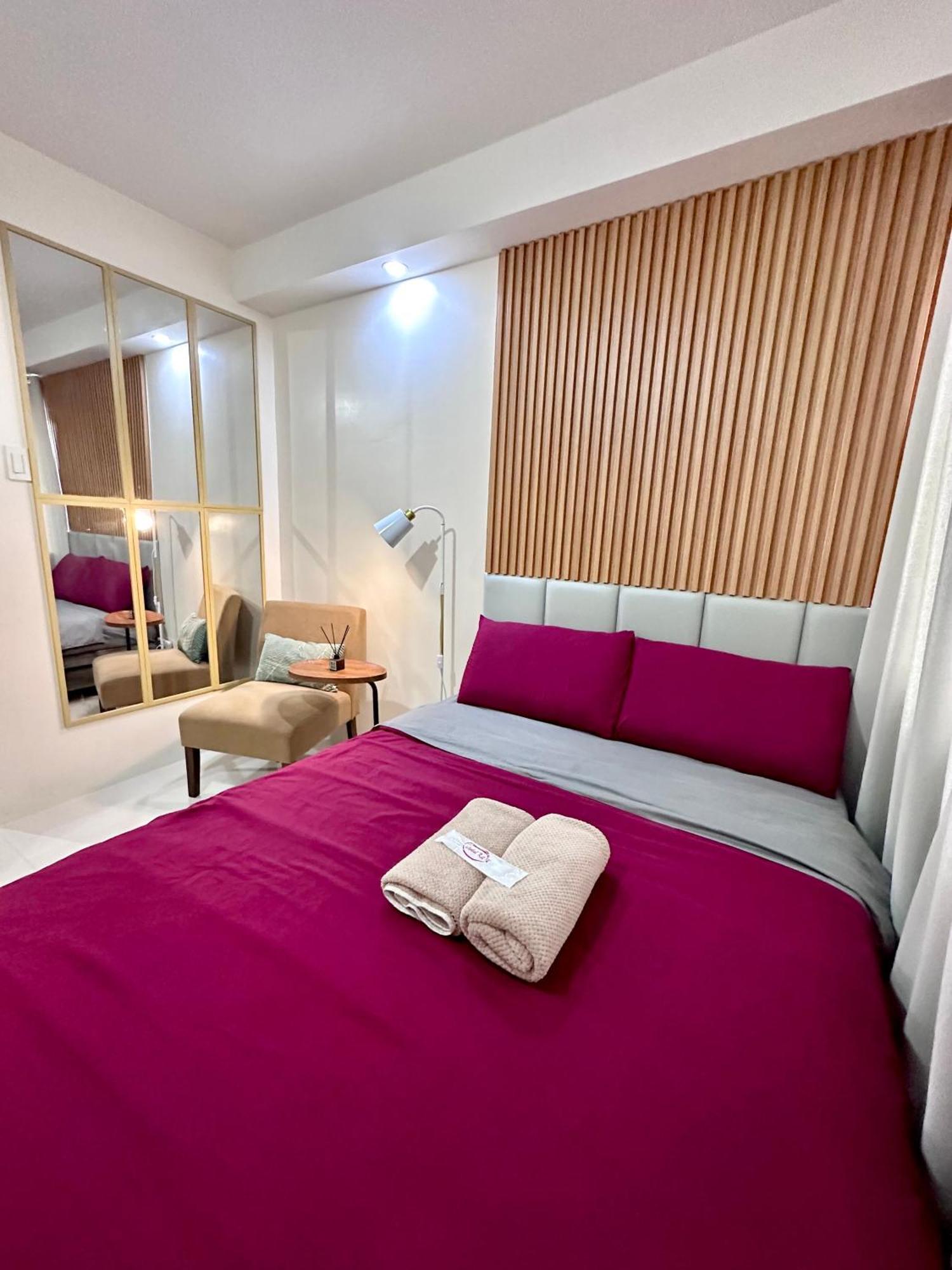 The Persimmon Studios Near Ayala And Sm City Cebu Εξωτερικό φωτογραφία