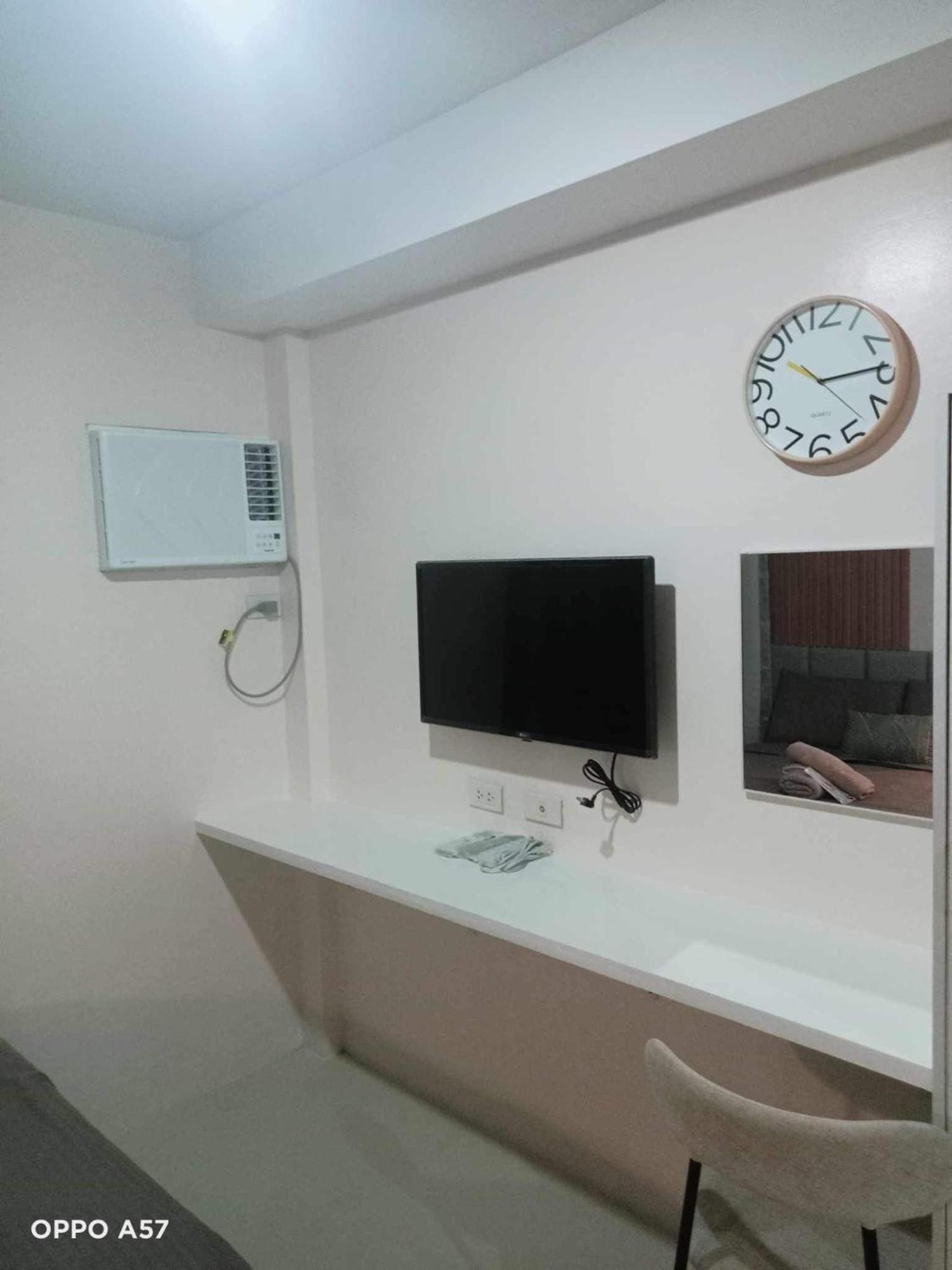 The Persimmon Studios Near Ayala And Sm City Cebu Δωμάτιο φωτογραφία