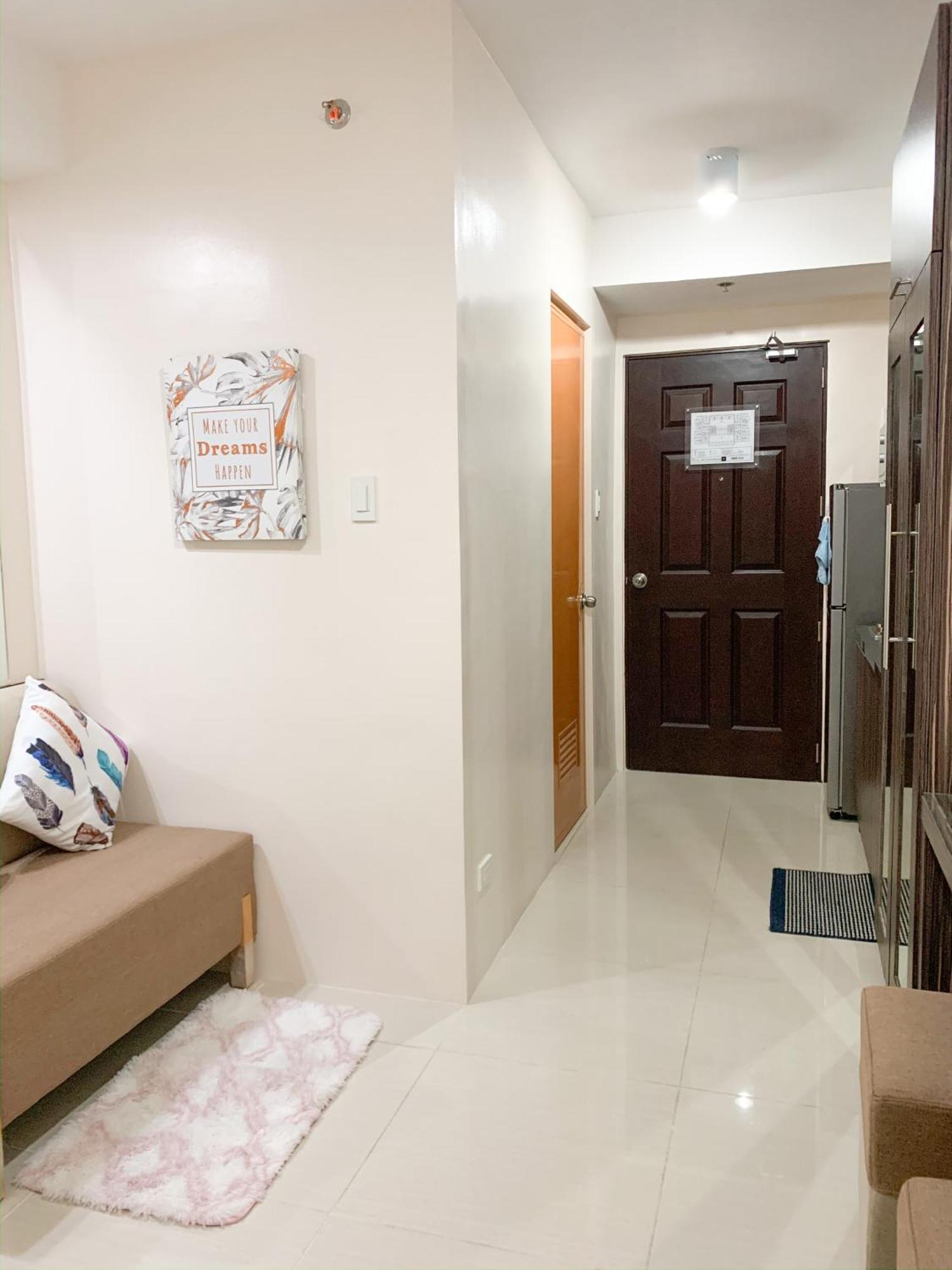The Persimmon Studios Near Ayala And Sm City Cebu Δωμάτιο φωτογραφία