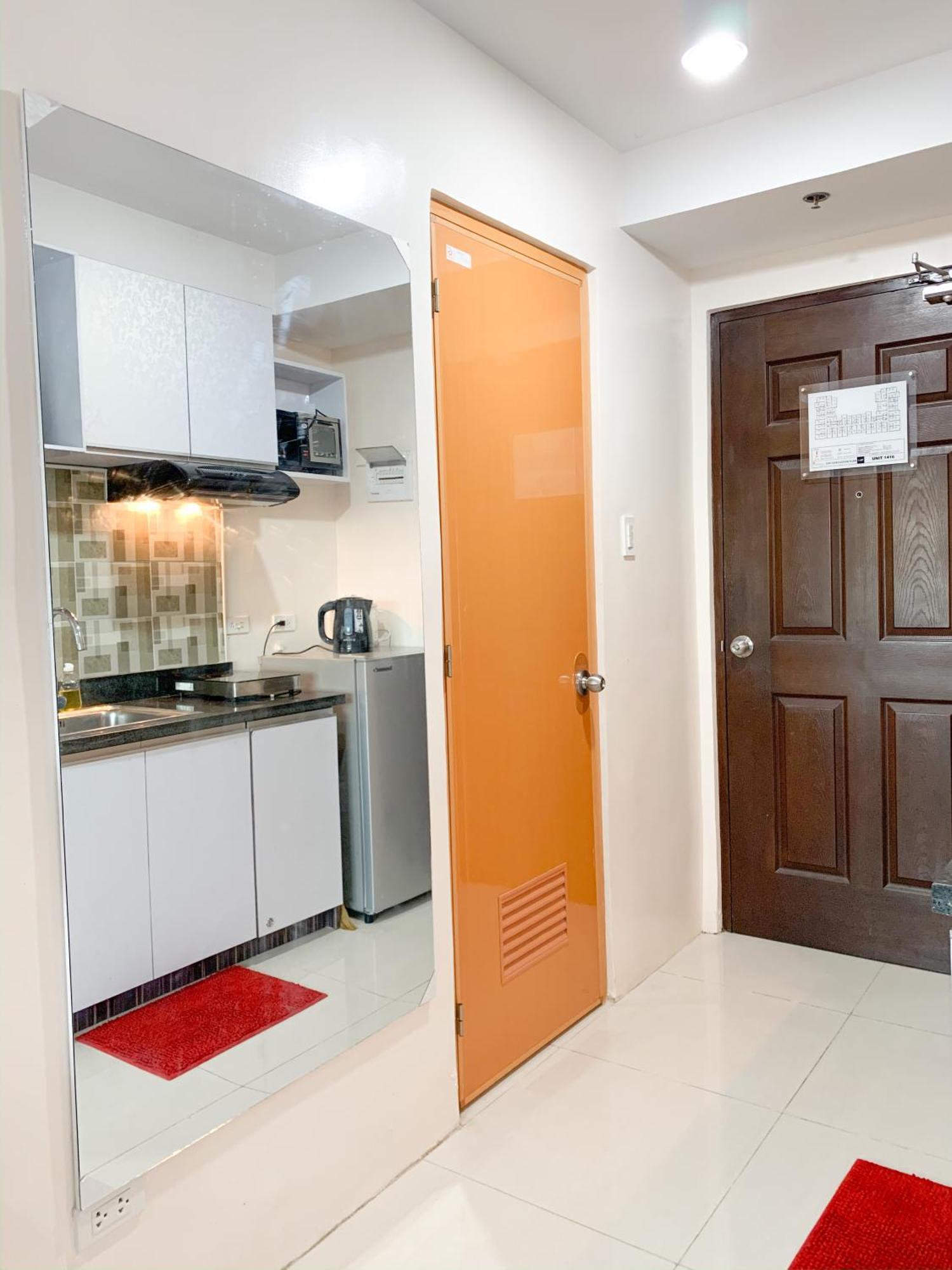 The Persimmon Studios Near Ayala And Sm City Cebu Δωμάτιο φωτογραφία
